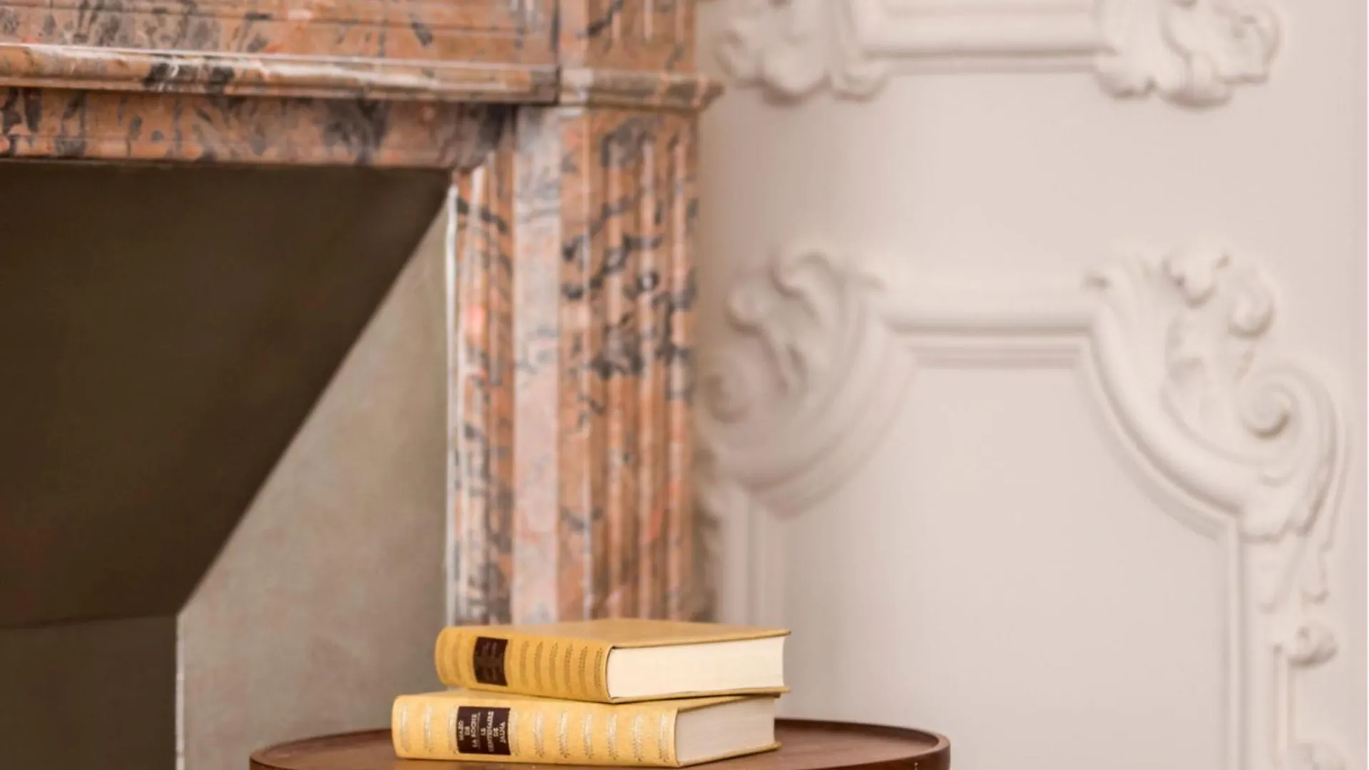 Merveil - Signature Suite-Champs Elysees- Marignan Paris