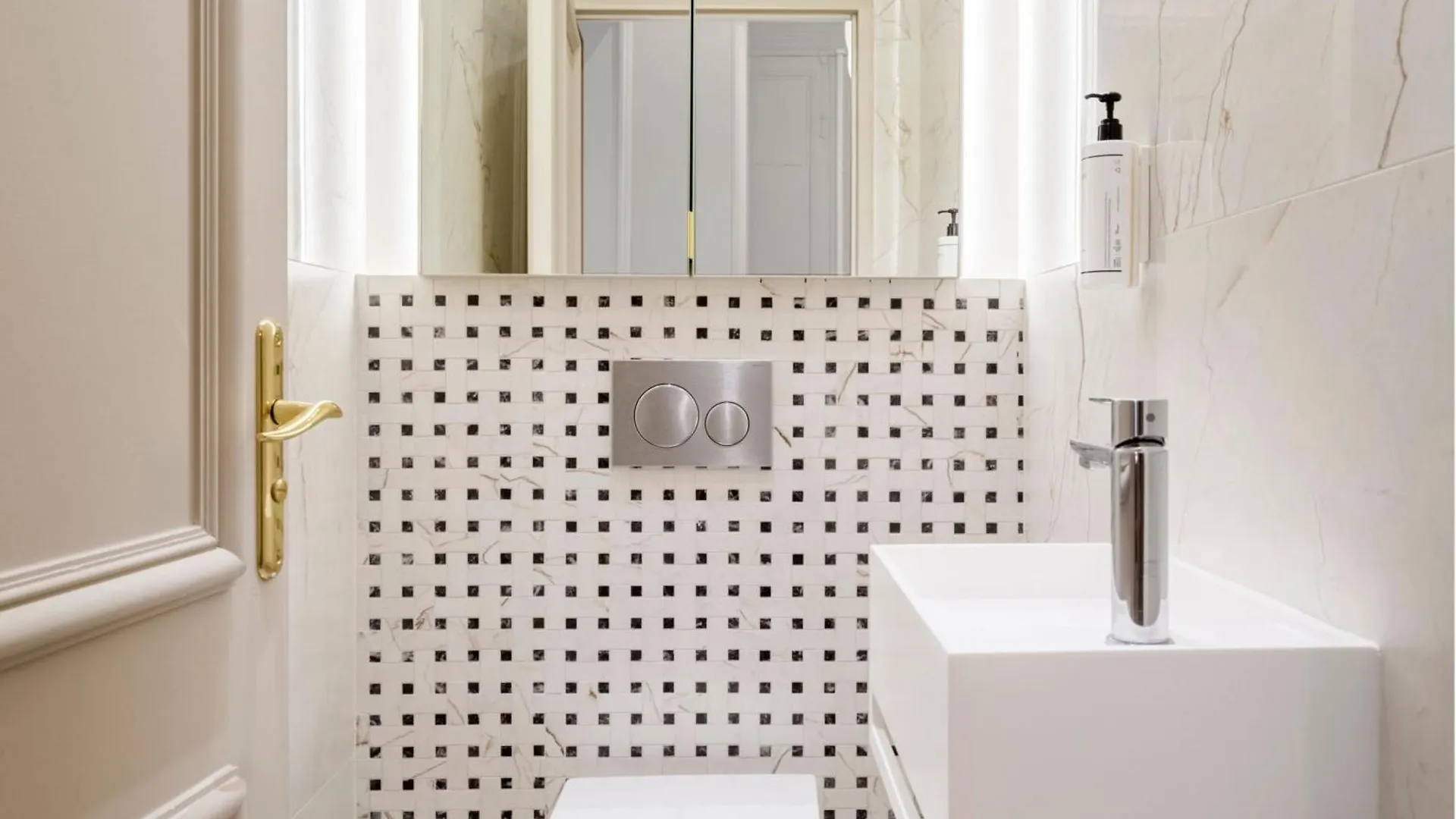 Merveil - Signature Suite-Champs Elysees- Marignan باريس فرنسا
